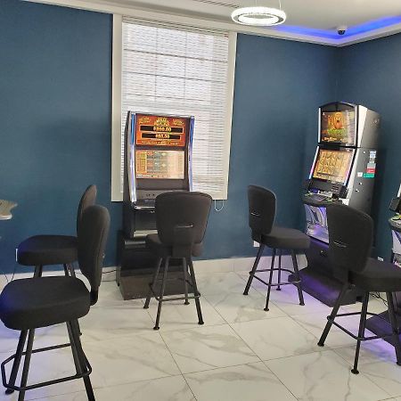 Days Inn By Wyndham Saint John Εξωτερικό φωτογραφία